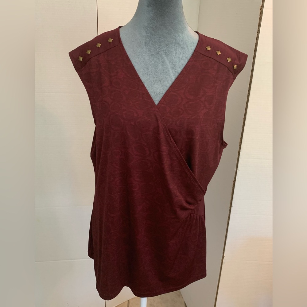 Dressy Cross over Tank Top with Metal Embellishments V-neck NWT Size XL